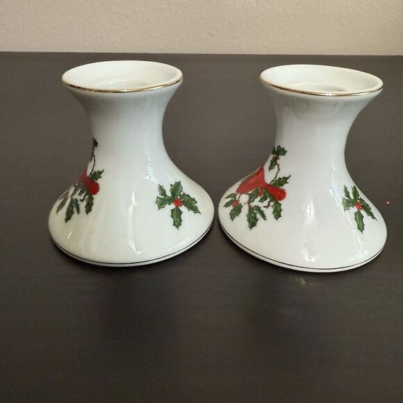 (2) Vintage Lefton Porcelain Winter Candleholders Cardinals & Holly Numbered - Picture 6 of 16